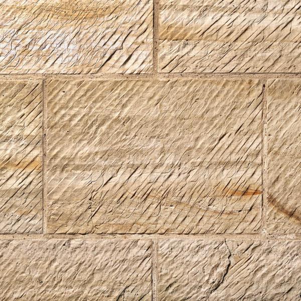 Wealden Sussex Sandstone Coarse Tooled Walling (CHT)